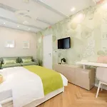 Mak Luxury 4*